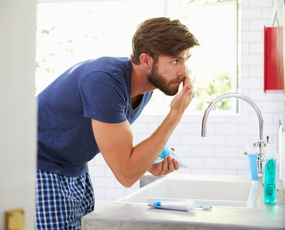 أفضل 8 منتجات عناية بالرجل أطلقت الأسبوع الماضي يجب أن تقتنيها!