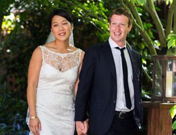 مارك زوكربرغ يتزوج صديقته ويحدّث حالته على فايسبوك