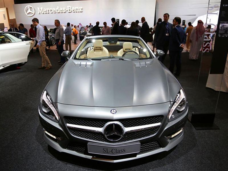 اليكم أبرز ما كشف عنه معرض دبي الدولي للسيارات 2013