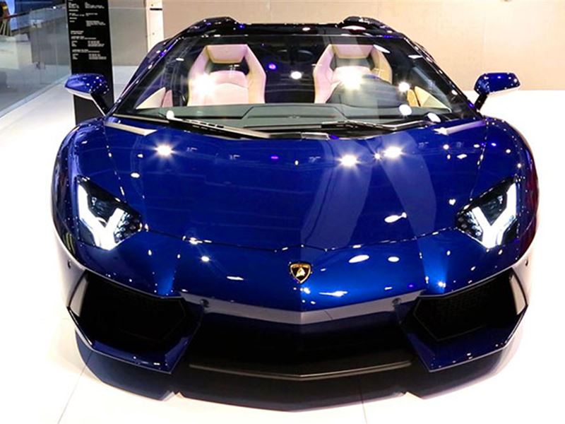 اليكم أبرز ما كشف عنه معرض دبي الدولي للسيارات 2013