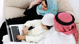 سكان الإمارات يستخدمون الإنترنت في التواصل والترفيه عن أنفسهم