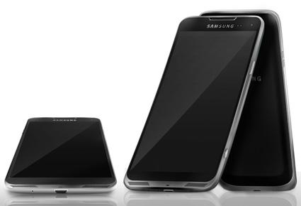 هل سيُستبدل لقب iPhone باسم Eye Phone؟ 