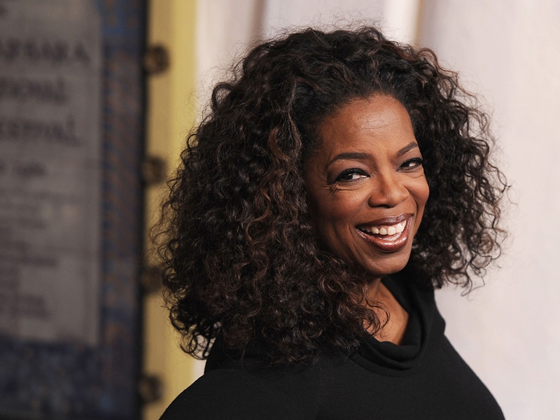 تخاف من مضغ اللبان! معلومات تعرفها لأول مرة عن الإعلامية أوبرا وينفري