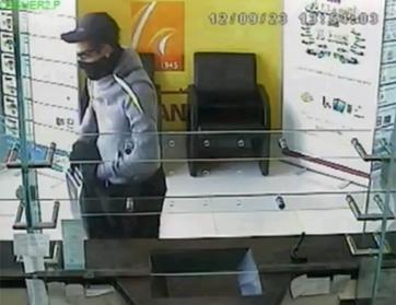 شرطة دبي تحبط عملية سطو مسلح على محل صرافة