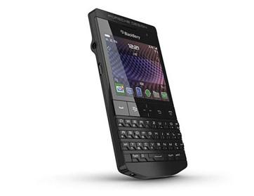 بورش ديزاين تقدّم هاتف P9981 Blackberry 