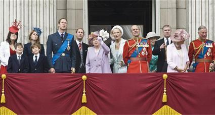 الأميران هاري وويليام يكشفان أسرار الملكة إليزابيث!