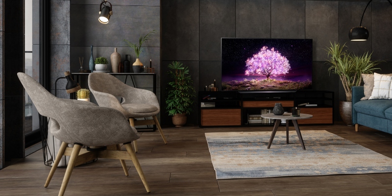 انتقل بالأنشطة الترفيهية المنزلية إلى مستوى آخر كلياً مع تلفزيونات OLED من إل جي