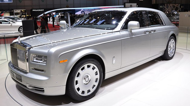 Rolls Royce تكشف عن Phantom 2 Coupé العصرية