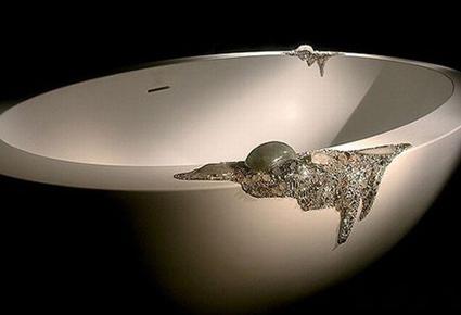 أفخر أحواض الاستحمام من Swarovski