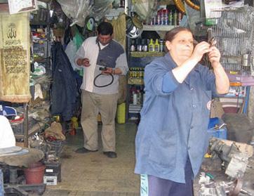 باحثون لبنانيون يطورون برنامجا خبيثاً يهاجم بيانات الهواتف الذكية