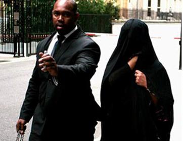 أميرة سعودية تنفق 1.4 مليون دولار على العطور