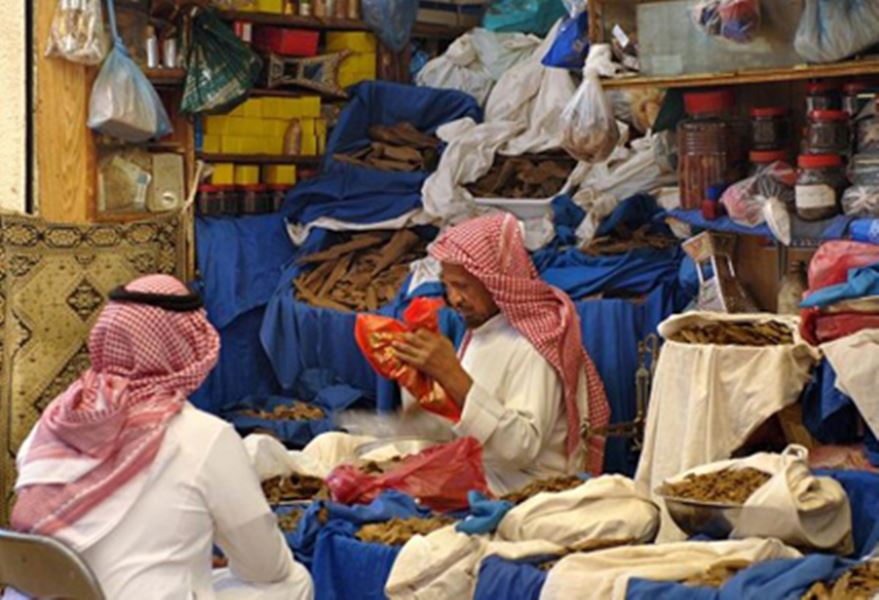 سوق الزل في الرياض: روح الأصالة والتاريخ السعودي