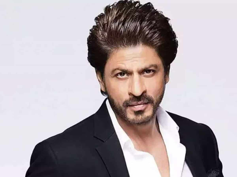 شاروخان يكشف عن "باثان" مكللا 30 عاما في صناعة السينما