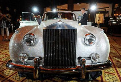شواروفسكي تلف رولز رويس سيلفر كلاود الثانية 1962 بالكريستال