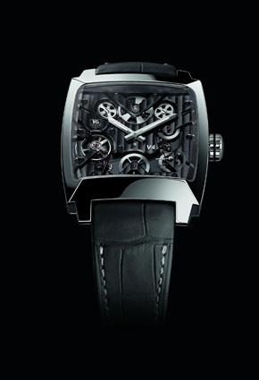TAG Heuer تعيد افتتاح أقدم متاجرها الرائدة في منطقة الشرق الأوسط