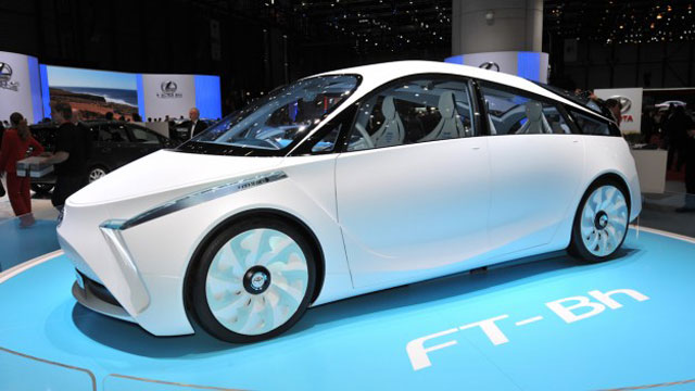 Toyota تكشف عن سيارة FT-BH الجديدة