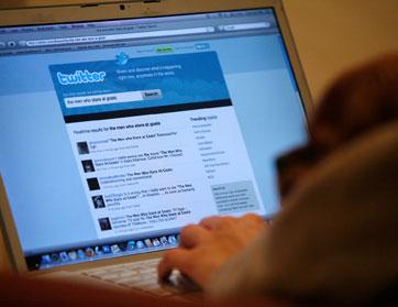 تزايد عملية شراء المتابعين عبر تويتر