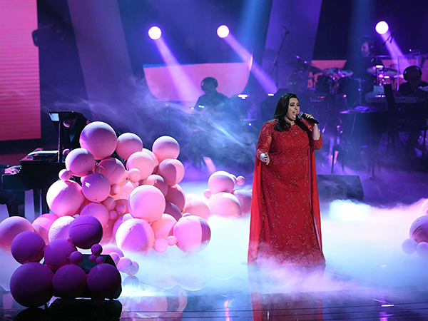 دُموع من فريق أحلام تحصُد لقب "the Voice" بموسمه الرابع: عقدٍ فني لإنتاج ألبوم غنائي كامل مع شركة "Platinum Records
