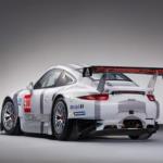 "919 هايبريد" و"911 آر إس آر" في خضمّ بطولات عالمية للسيارات الرياضية