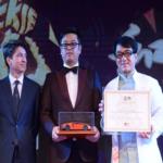 "لمبرغيني" تكرّم النجم جاكي شان بسيارة خاصة