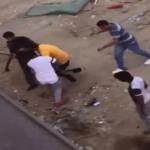 بالفيديو- رجل ينفذ من حريق في سيارته كاد أن يودي بحياته