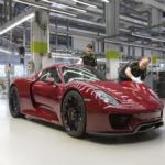 بورشه تُسدل الستار عن إنتاج طراز "918 سبايدر" الرائد تقنياً