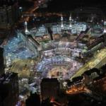 عدسات العالم ترصد جموع المعتمرين أثناء إحياء ليلة القدر