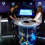 بالفيديو- ممثل سعودي يتعرض لموقع محرج على الهواء