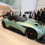 بالفيديو- سيارة بـ 8.5 مليون درهم في دبي!