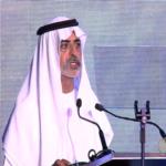 بالفيديو: لهذه الأسباب إعتذر شيخاً إماراتي من إمرأة مسنة!