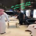شاهد وزير الاتصالات الجديد يتفقد المكاتب فجأة