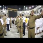 بالفيديو .. هكذا يتم تفريغ صحن الحرم المكي من المصلين