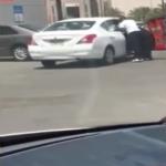 فيديو ضرب سيده في الشارع السعودي يتصدر تويتر