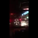 رقص الشباب السعودي بالشراع ورفضهم لمرور سيارة الإسعاف