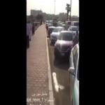 لاندكروزر تسقط في بحيرة بالسعودية .. شاهد بالفيديو