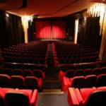 قاعات سينما في السعودية ؟