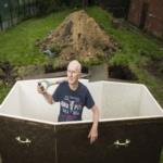 يقضي ثلاثة أيام في التابوت تحت الأرض بإرادته .. وهذه هي رسالته بالفيديو