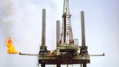 استمرار نمو القطاع الخاص غير المنتج للنفط بقوة في شهر أغسطس في الإمارات