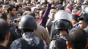 احتجاجات الأردن تلغي 30بالمئة من الحجوزات السياحية