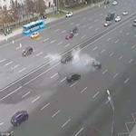 تعرض سيارة الرئيس الروسي لحادث ونجاة الرئيس .. فيديو