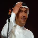 بالفيديو .. لماذا سار محمد عبده في آخر جنازة والدته