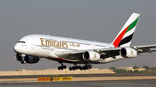 طيران الإمارات تطلق خدمات خاصة بشهر رمضان