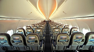 فلاي دبي تسلط الضوء على منتجها ونمو شبكة رحلاتها في معرض سوق السفر العربي 