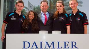 مرسيدس-بنز تدخل في التحدي من خلال دعم فريق سافاير الإماراتي للسباق