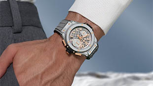 هوبلو وصدّيقي يحتفلان بمرور 20 عاماً على Big Bang