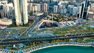 افتتاح التوسعة الجديدة لشاطئ السباحة على كورنيش أبوظبي