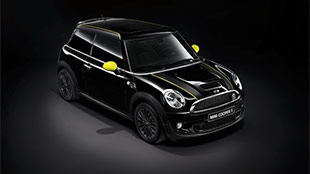 سيارة MINI Ray Edition تصل إلى دبي!