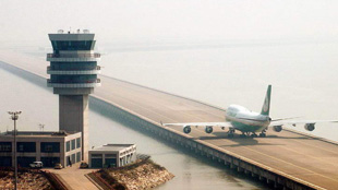 أكثر من 855 الف مسافر عبر مطار الكويت في يوليو الماضي