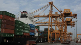 توقيع عقود تطويرية للموانئ السعودية بقيمة 615 مليون ريال