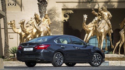 "نيسان ألتيما" تحصد "جائزة أفضل سيارة سيدان متوسطة الحجم"